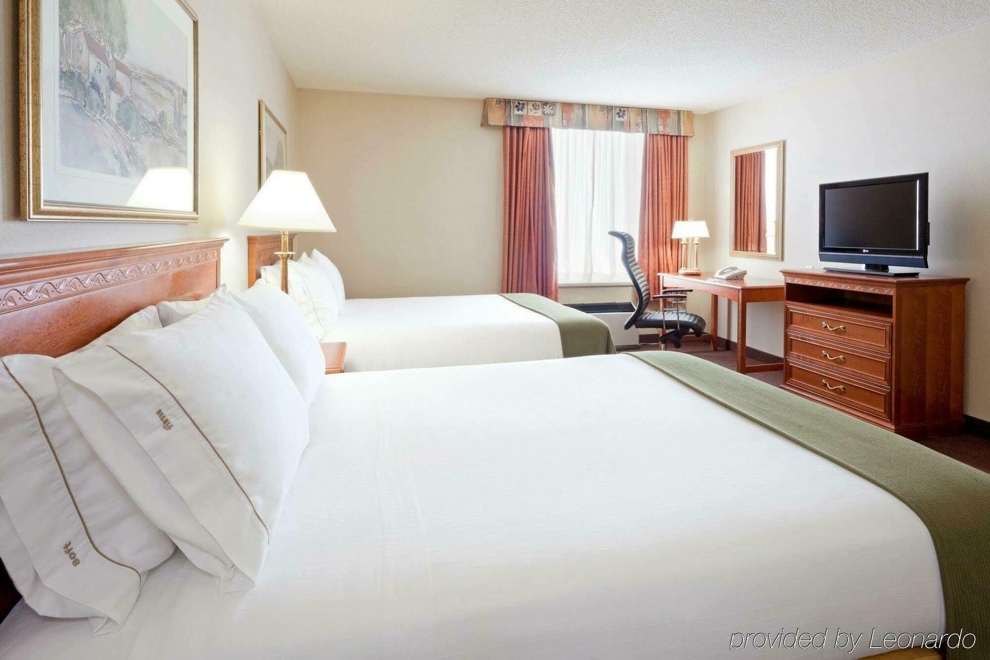 Quality Inn & Suites Regina Downtown Buitenkant foto