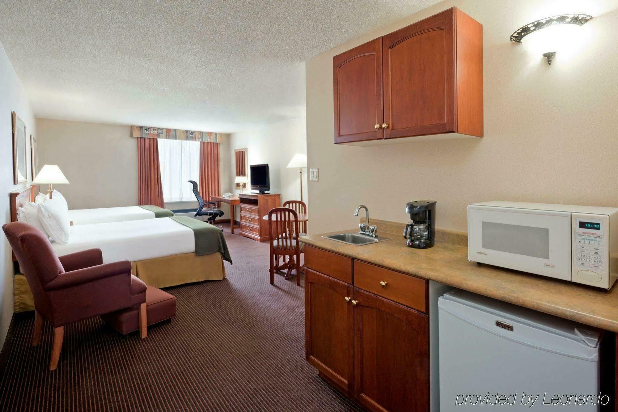 Quality Inn & Suites Regina Downtown Buitenkant foto